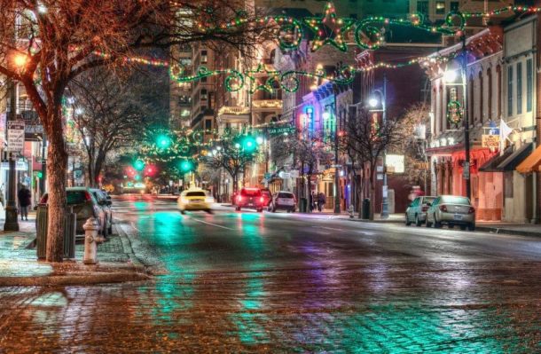 Christmas on Sixth Street, Austin