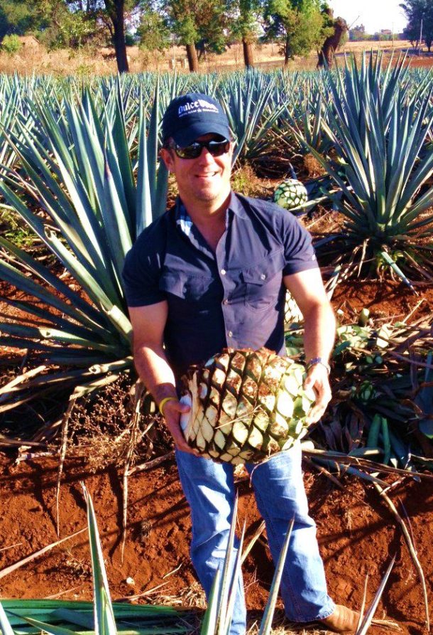 270663_10151407390830869_200956849_n